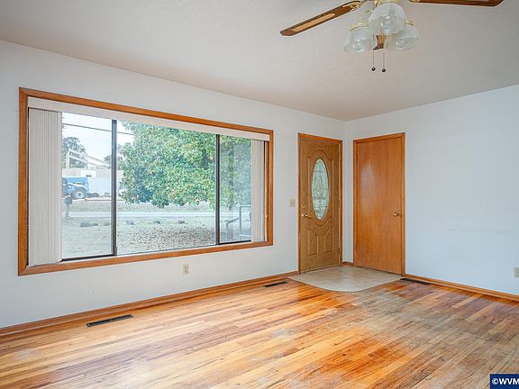 3rd image of 34970 Sykes Rd