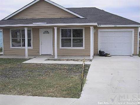 1st image of 605 Roosevelt Dr