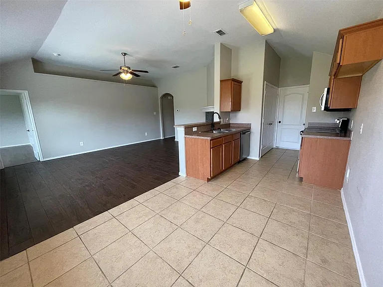 4202 Agate Dr — Photo 4