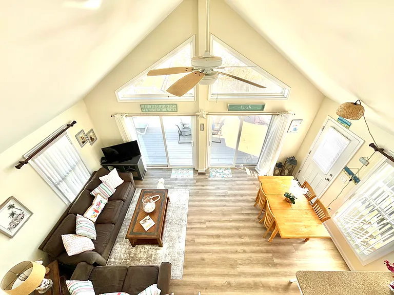 3290 Seaview Rd — Photo 14