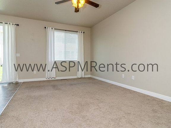 5th image of 3150 W Manor View Dr