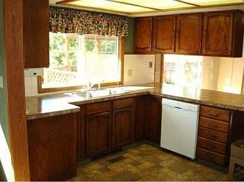 4th image of 8610 Danford Ave