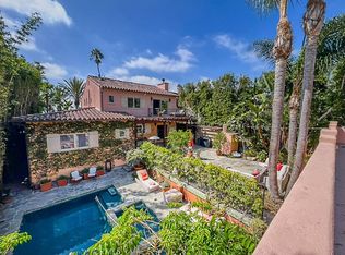 3524 Grand View Blvd, Los Angeles, CA 90066