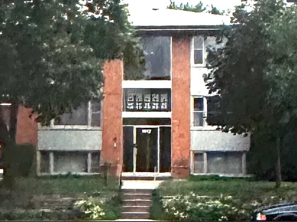 Dean Investments, 1612 F St #9a1978bd8, Lincoln, NE 68508