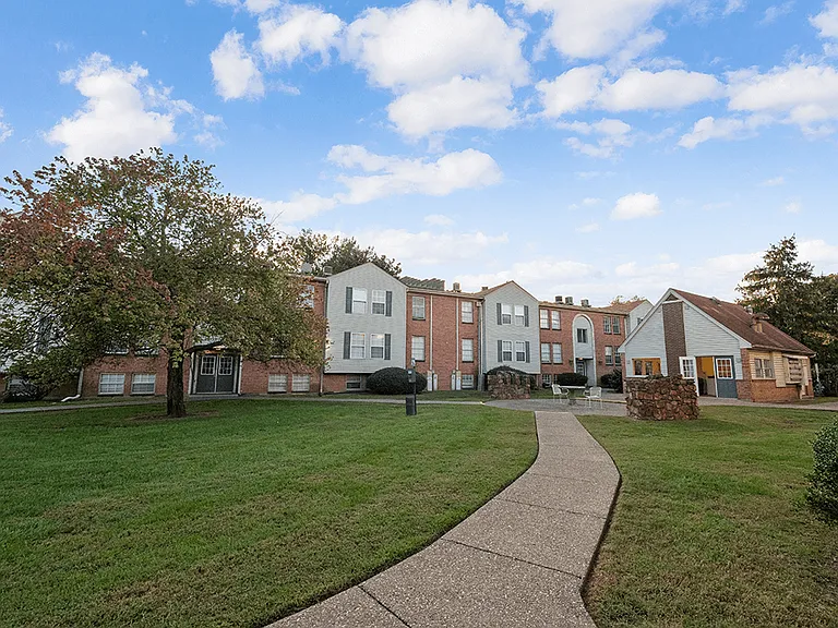 Huntley Ridge Townhomes — Photo 31