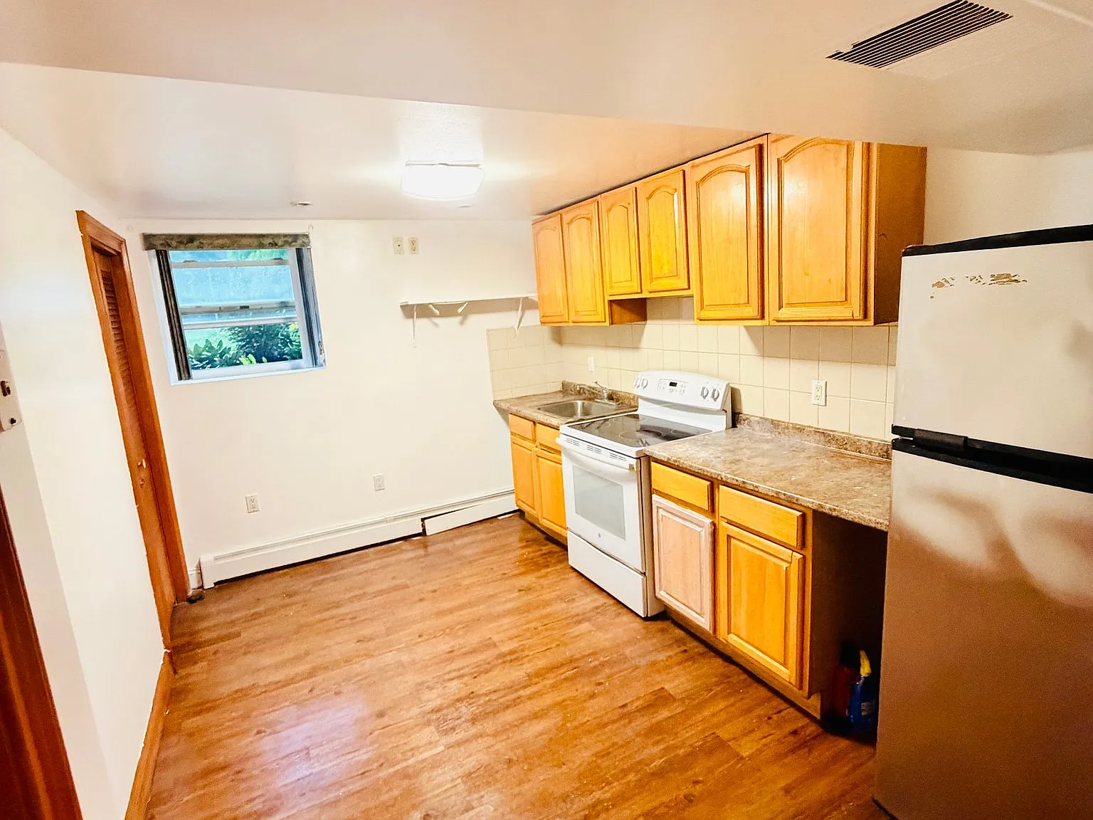 Fully Ventilated 2-Bedroom Basement Property 5 Witmer Court, Islandia, Ny 11749 — Photo 3