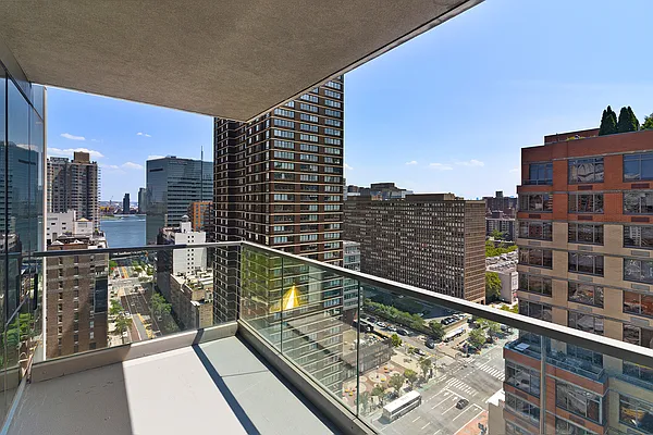 Rented by Mirador Real Estate | media 109