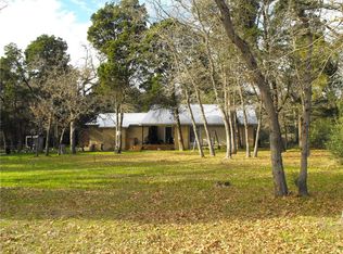 202 Ashwood Dr, Elgin, TX 78621