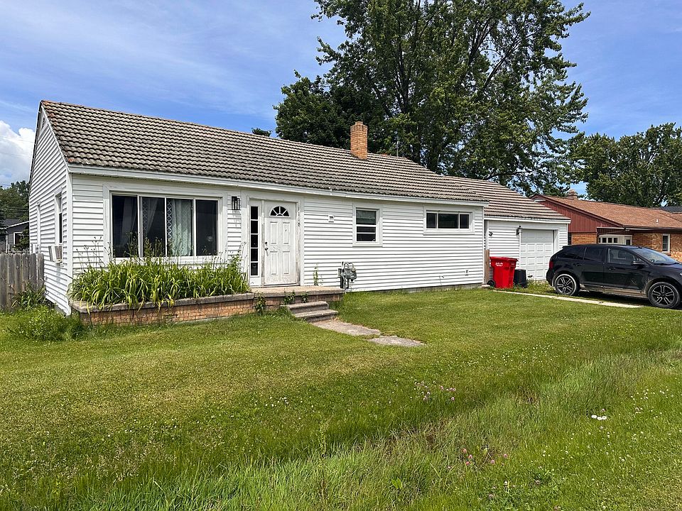 1st image of 1116 Pine Rd