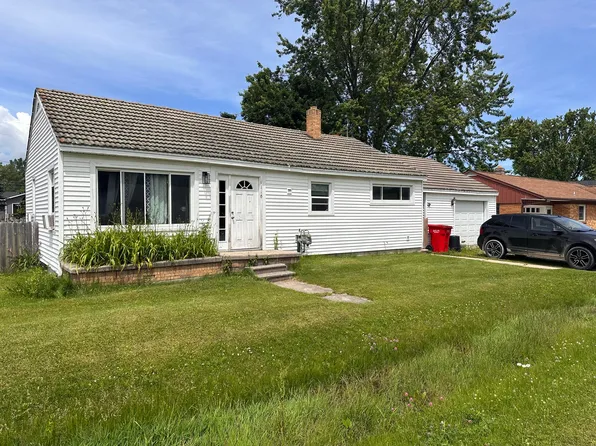 1116 Pine Rd, Alpena, MI 49707