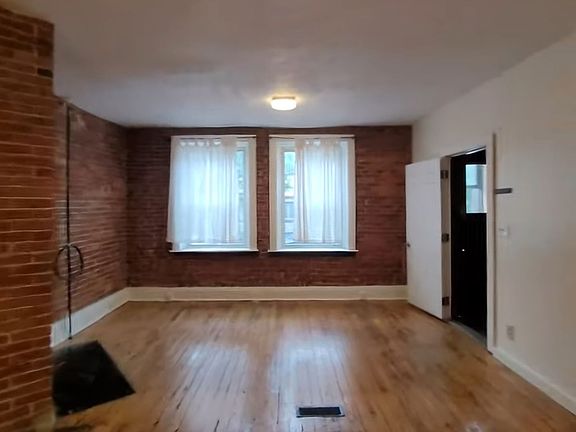 4th image of 48 S 11th St #1