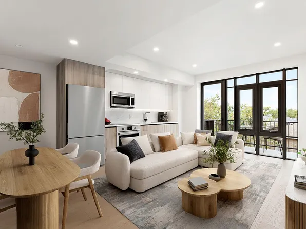 20-08 Steinway St #203, Astoria, NY 11105