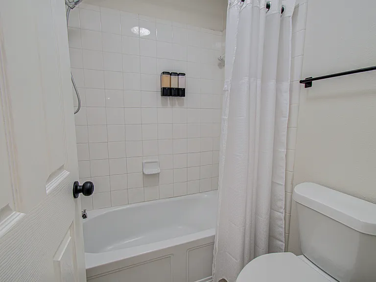 7211 Crescent Mills Dr — Photo 29