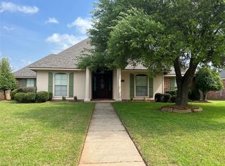 2012 Regent Cir, Bossier City, LA 71111