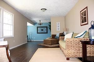 3rd image of 1100 Inwood Dr