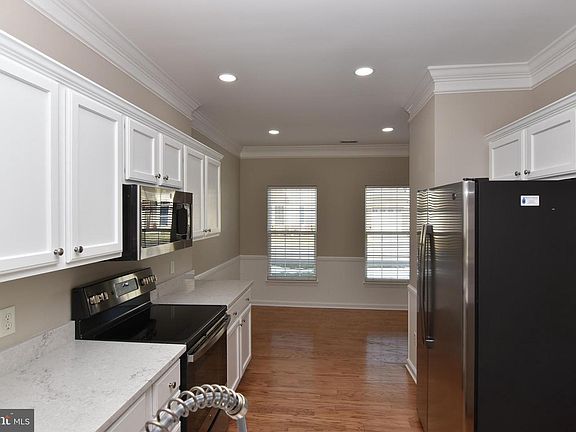 5th image of 25868 Sandpiper Ct #55