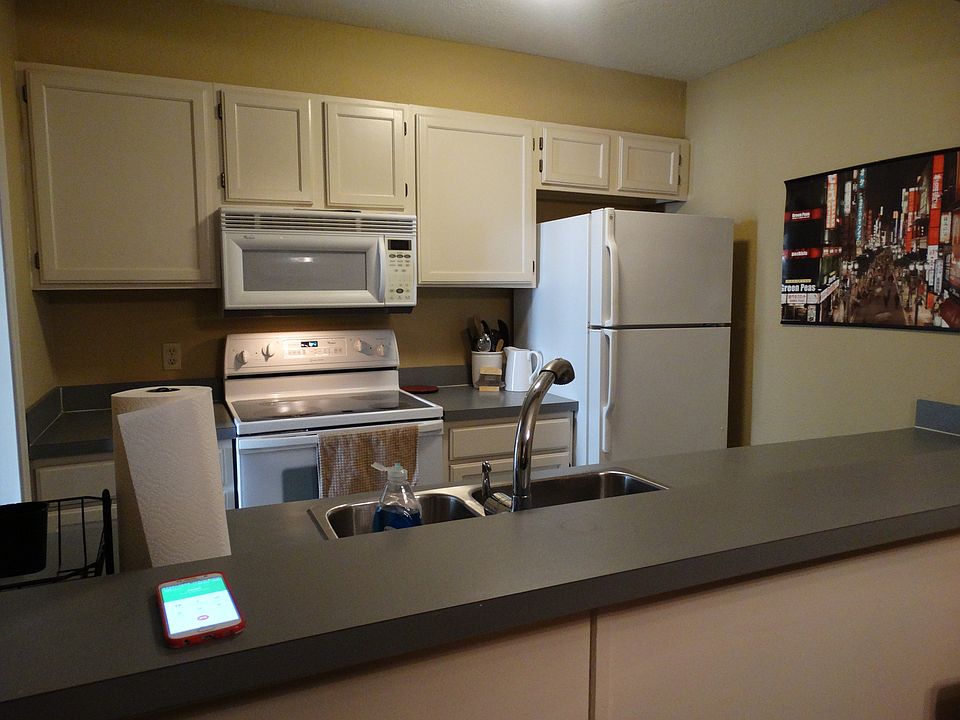 Open Kitchen with all appliances included