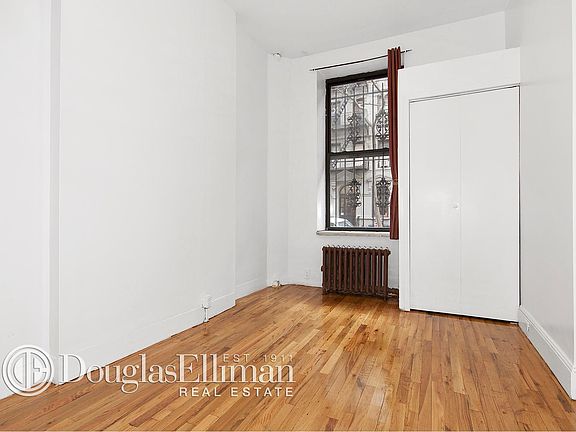 3rd image of 521 E 83rd St APT 1E