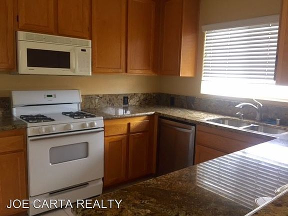 2nd image of 4476 Kansas St