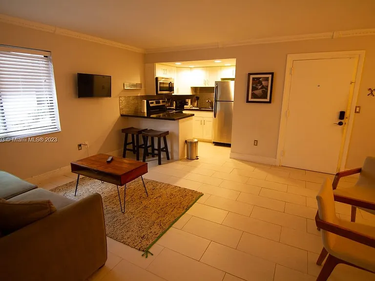 753 Michigan Ave #2C — Photo 10