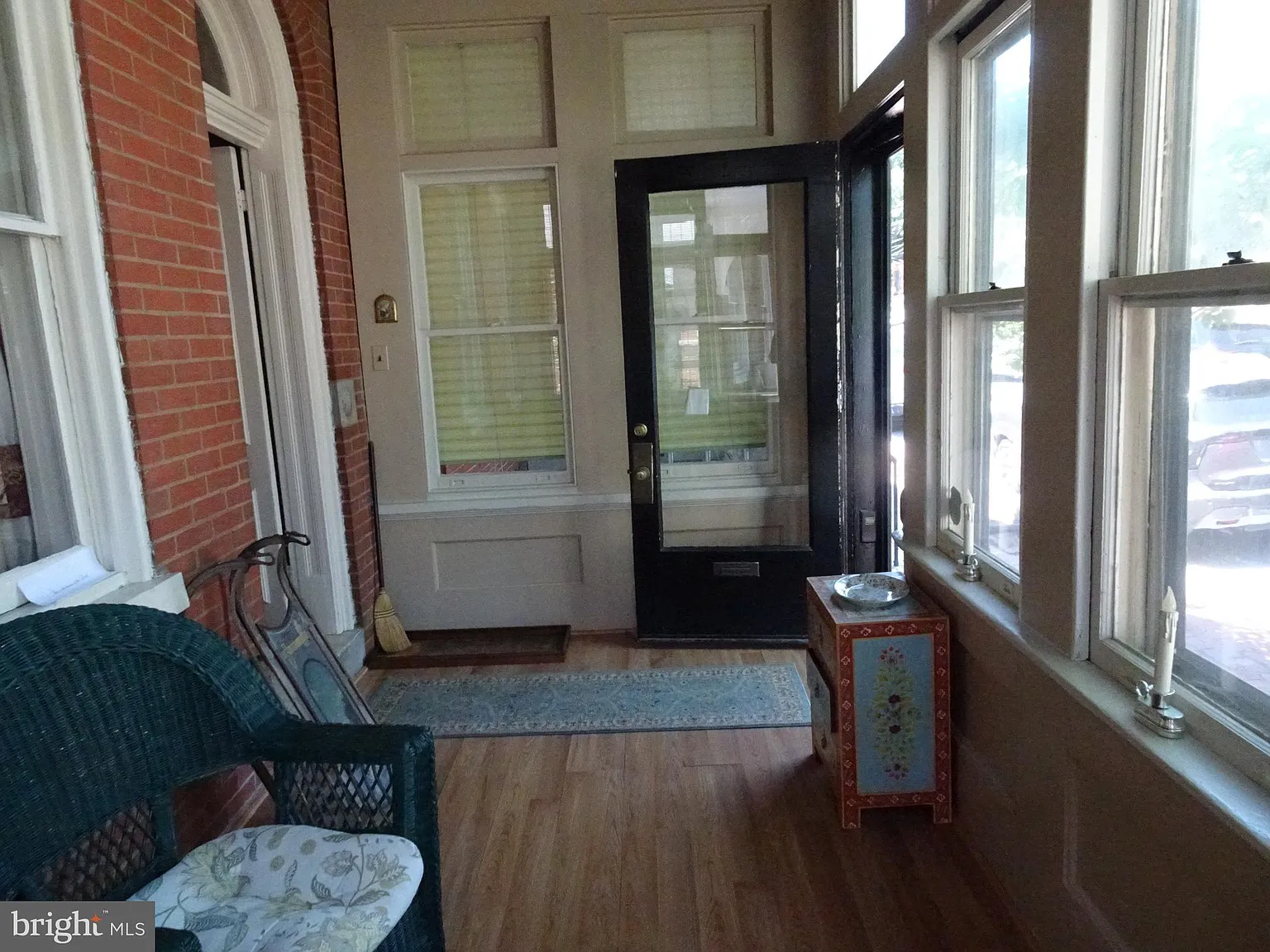 3 bed, 2475 sqft, $3,000 — Photo 4