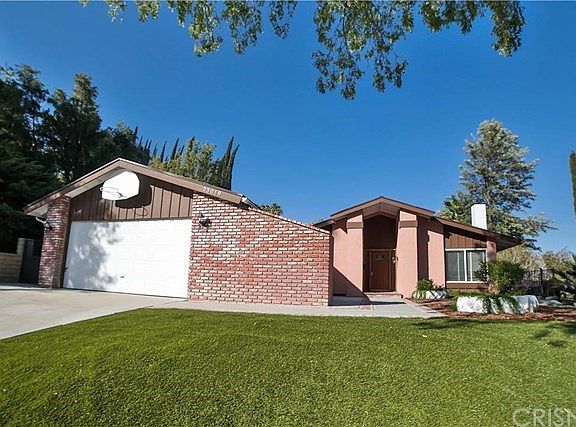 3rd image of 23019 La Granja Dr