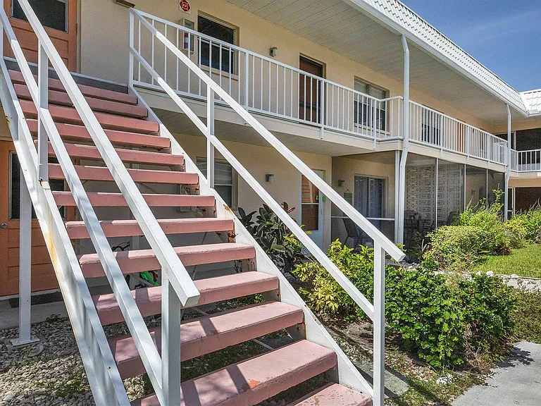 400 Base Ave E #223 — Photo 5
