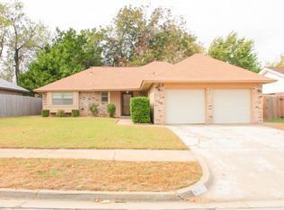 8701 S Victoria Dr, Oklahoma City, OK 73159