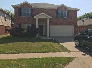 8508 Hawkview Dr, Fort Worth, TX 76179