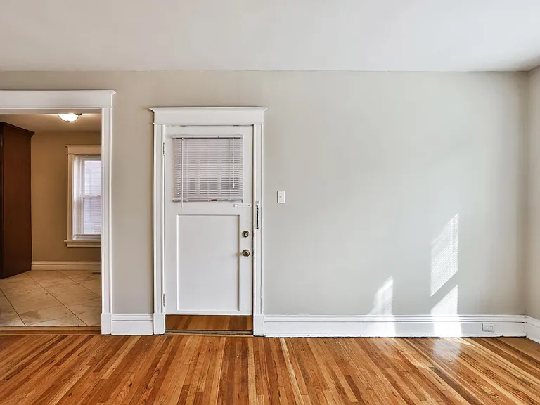 727 Leland Ave #1 — Photo 2