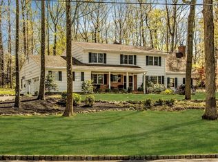 20 Locust Dr, Bernardsville, NJ 07924