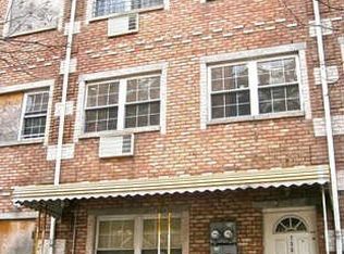158 Albany Ave, Brooklyn, NY 11213