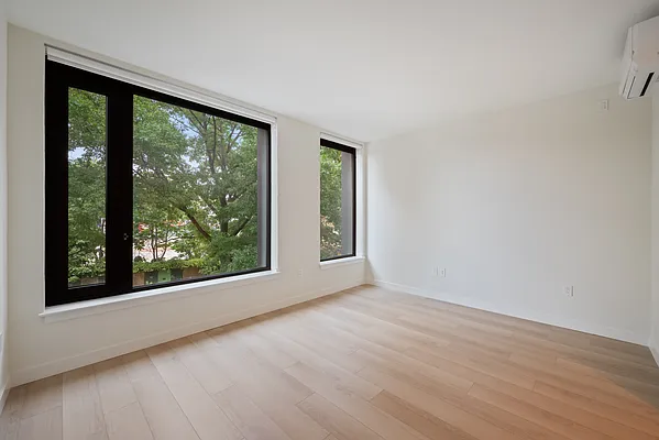 Rented by Living New York | media 35