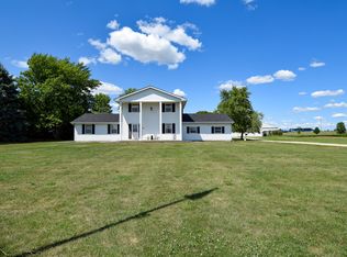 1179 Wolf Rd, Oswego, IL 60543