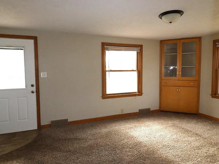 124 W Marquette St — Photo 12