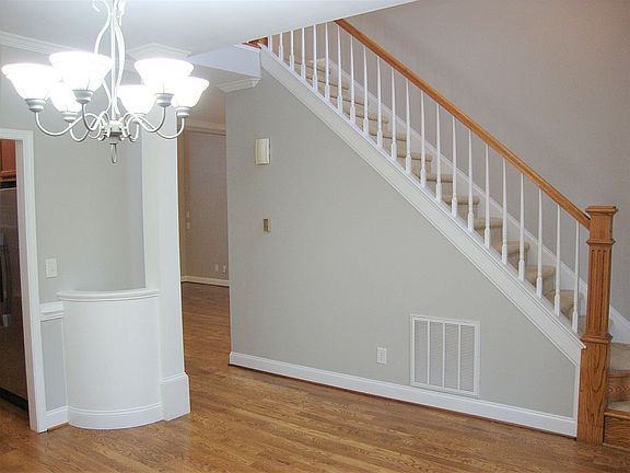 4th image of 5913 Kenville Green Cir