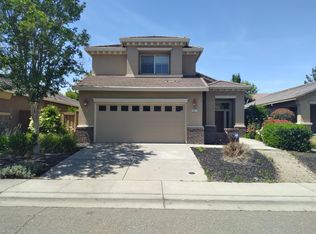 451 Lone Spur Dr, Folsom, CA 95630