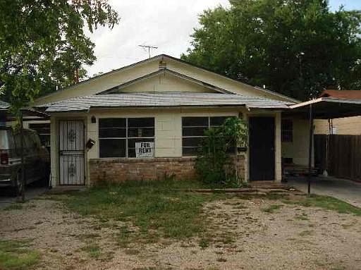 1st image of 1515 FRESNO DR