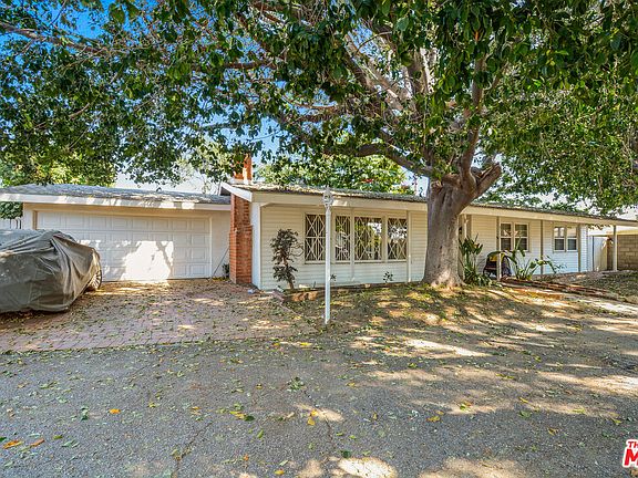 3rd image of 8759 Duarte Rd