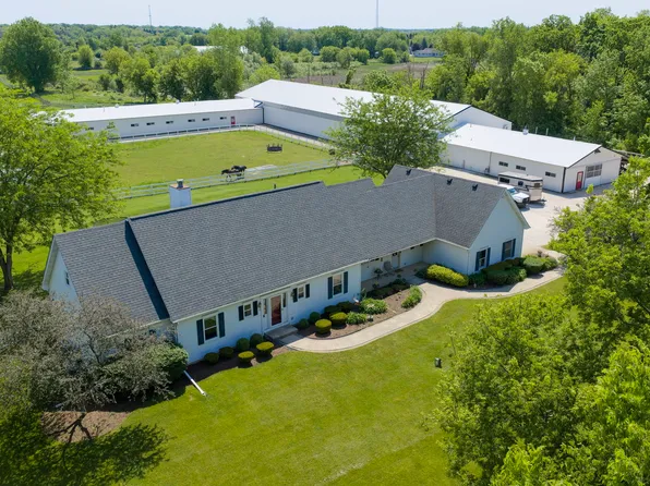 28166 W Wilmot Rd, Antioch, IL 60002