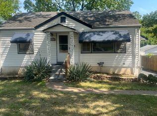 7753 Utica Dr, Saint Louis, MO 63133