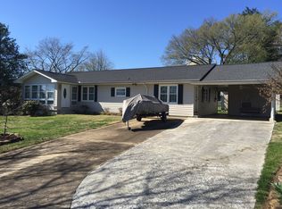 109 E Washburn Cir, Oak Ridge, TN 37830