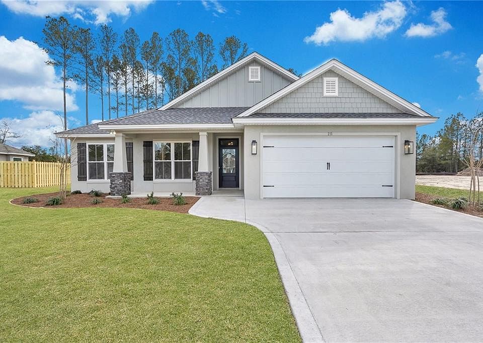1st image of 211 Sweetwater Blvd