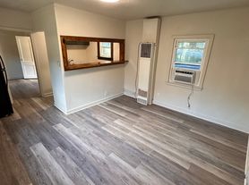 1010 S Hocker Ave, Independence, MO