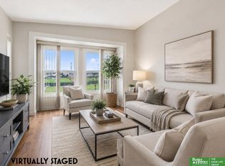 12727 W Dodge Rd APT 375B, Omaha, NE 68154