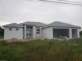 701 NE 5th Ave, Cape Coral, FL 33909
