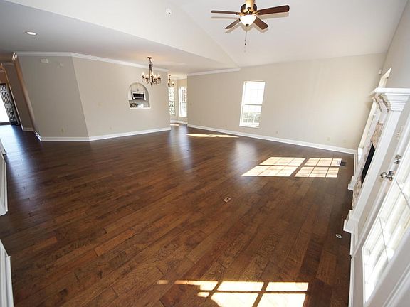 4th image of 11536 Fincastle Ln