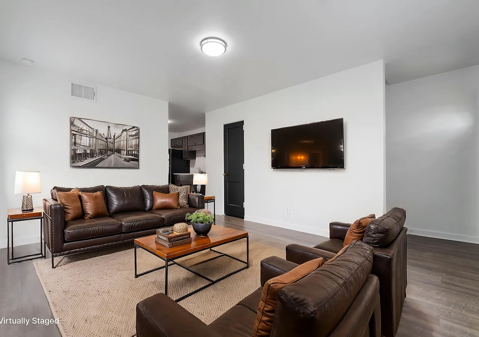 Now leasing: Cozy 2 bedrooms and 1 bathroom in Midland, PA! — Photo 1