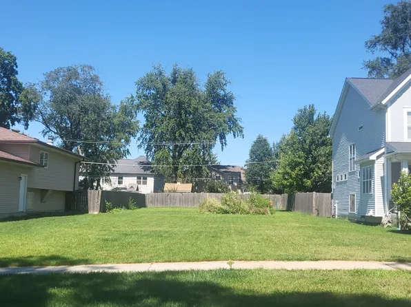 1118 Palmer St, Downers Grove, IL 60516