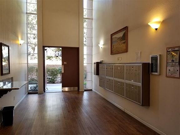 2nd image of 7838 Cowles Mountain Ct Unit C24